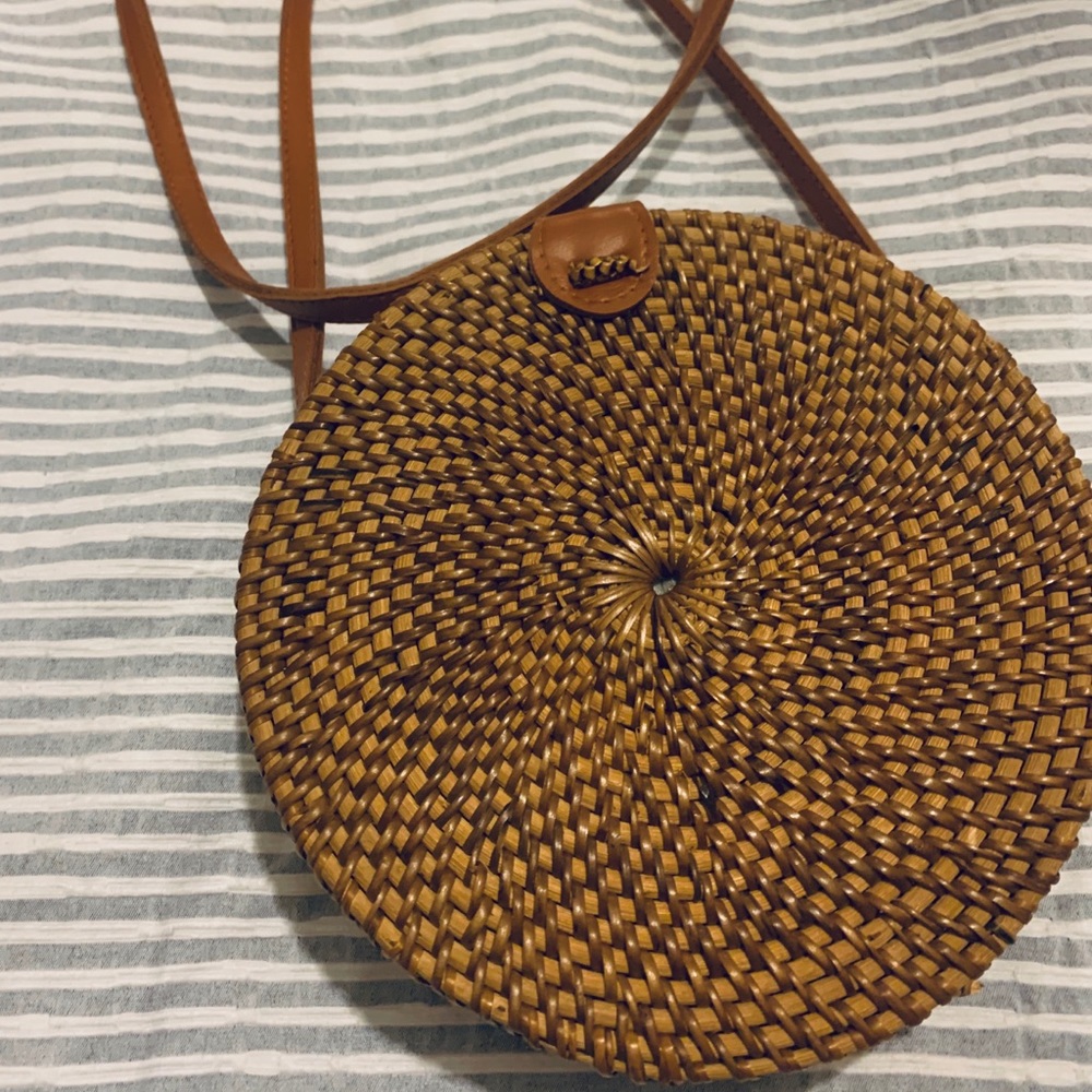 Cute Weaved Shoulder Bag